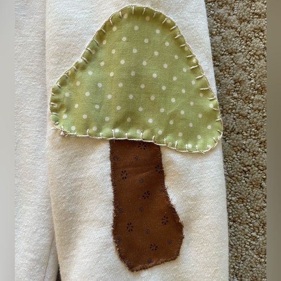 Mushroom patchwork white hoodie - Picture 10 of 16